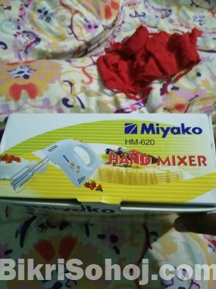 Miyako Hand mixer. 100%New.